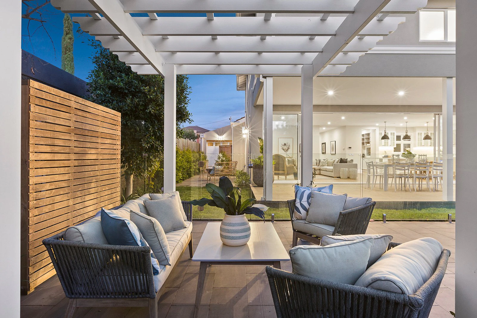 35 Earlsfield Road, Hampton, VIC
