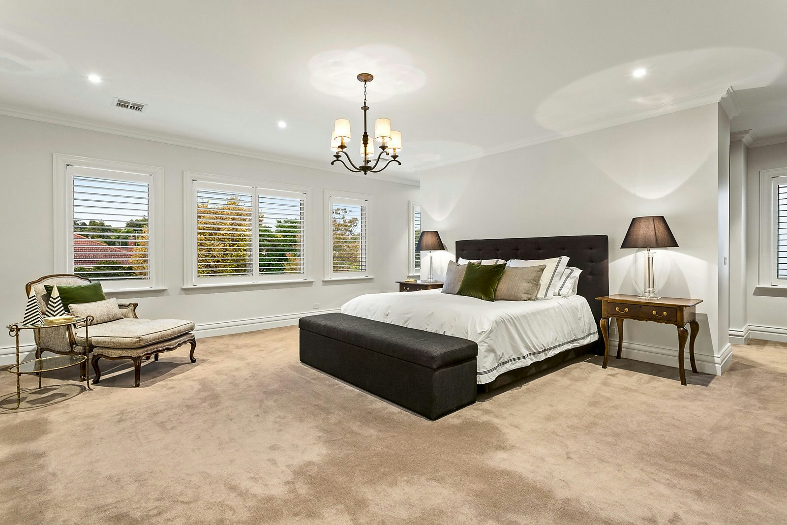 15 Crellin Grove, Camberwell, VIC