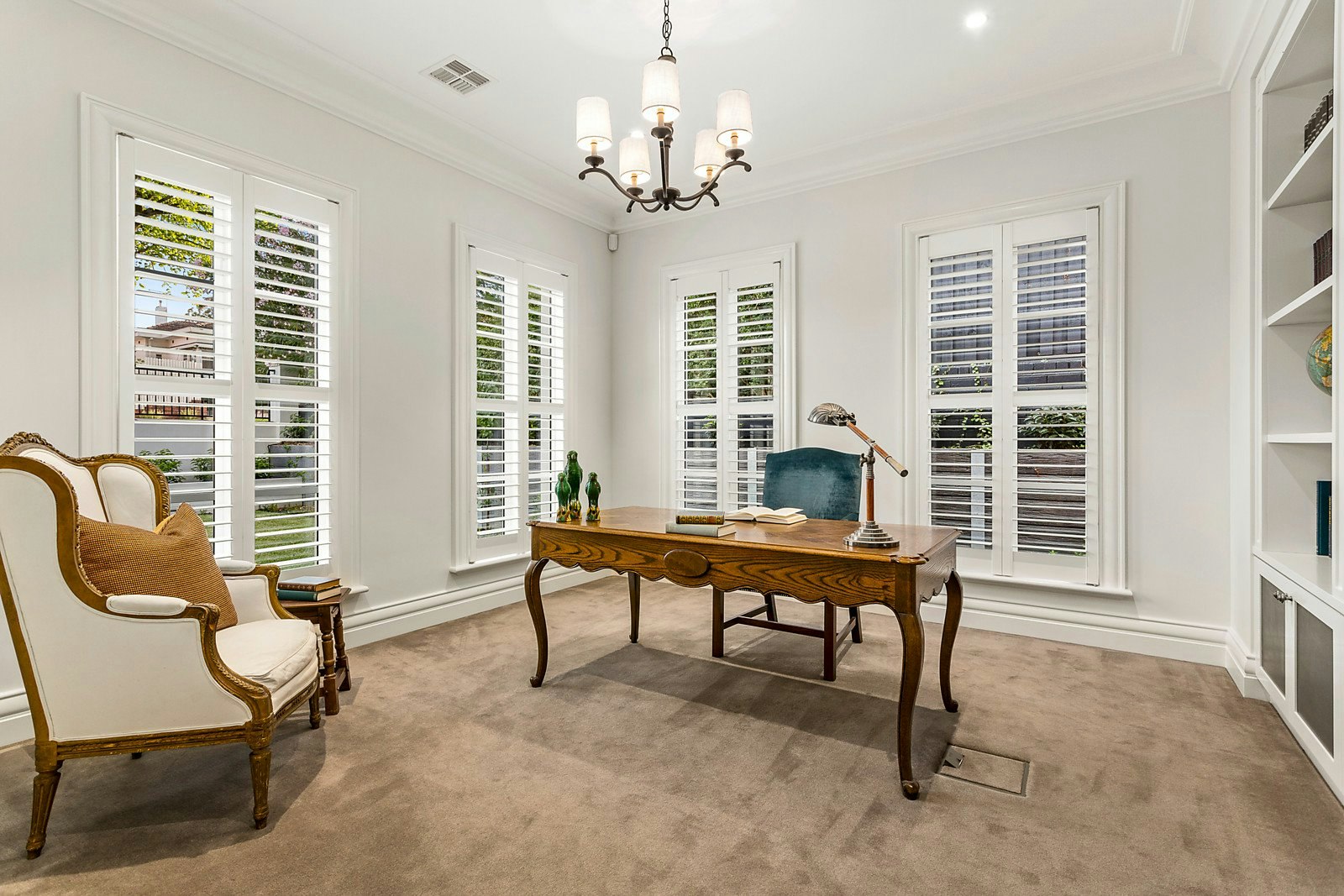 15 Crellin Grove, Camberwell, VIC