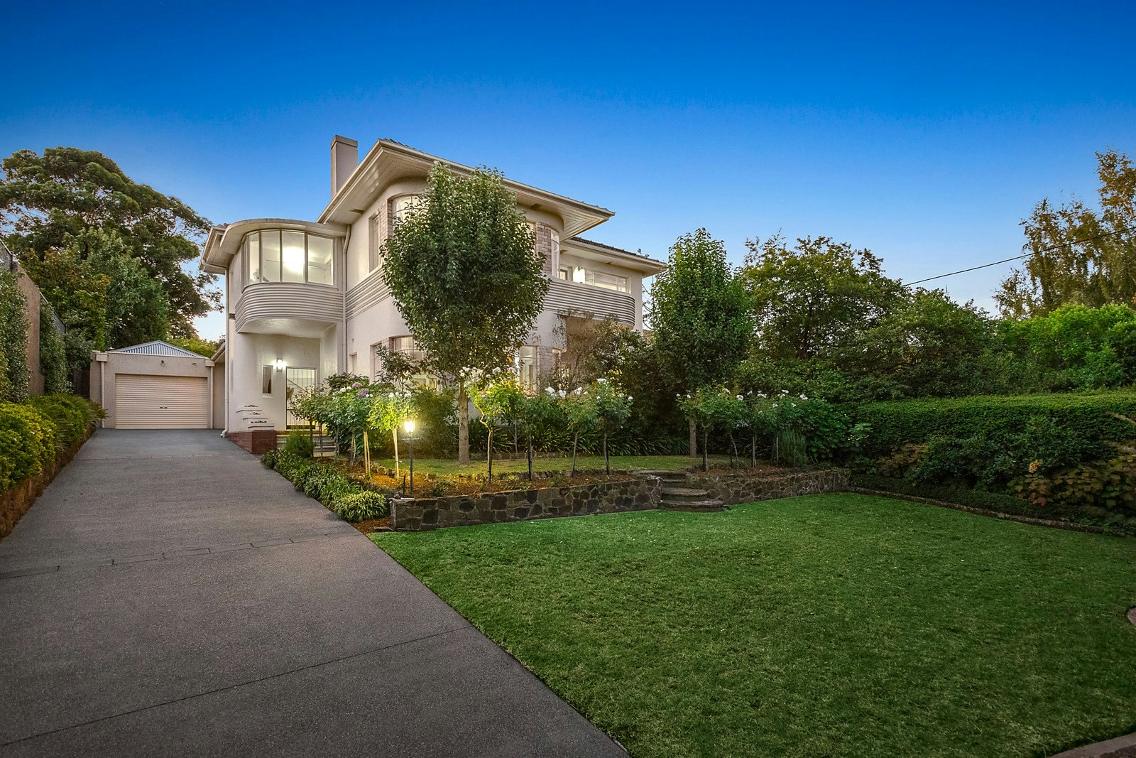 11 Viewbank Road, Glen Iris, VIC