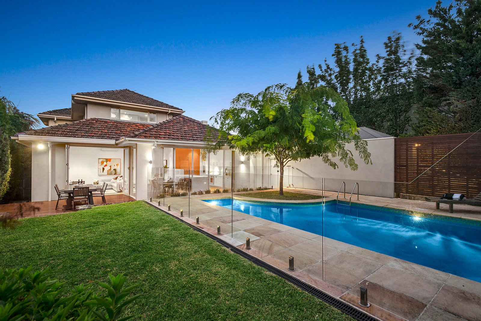 11 Viewbank Road, Glen Iris, VIC