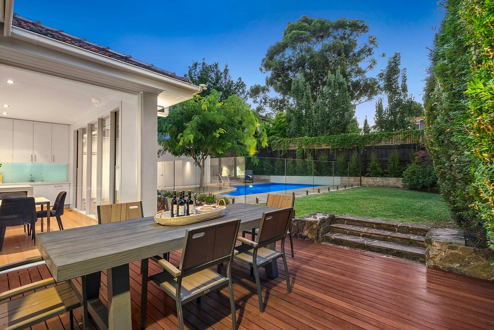 11 Viewbank Road, Glen Iris, VIC