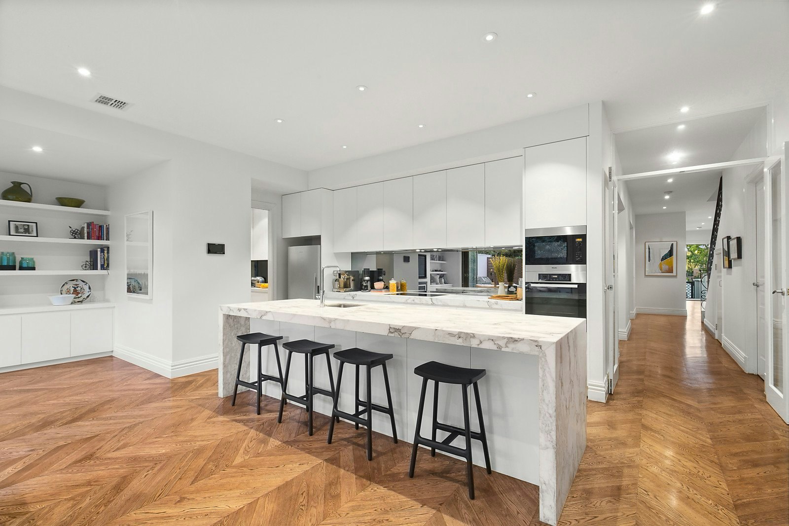 2C Paxton Street, Malvern East, VIC