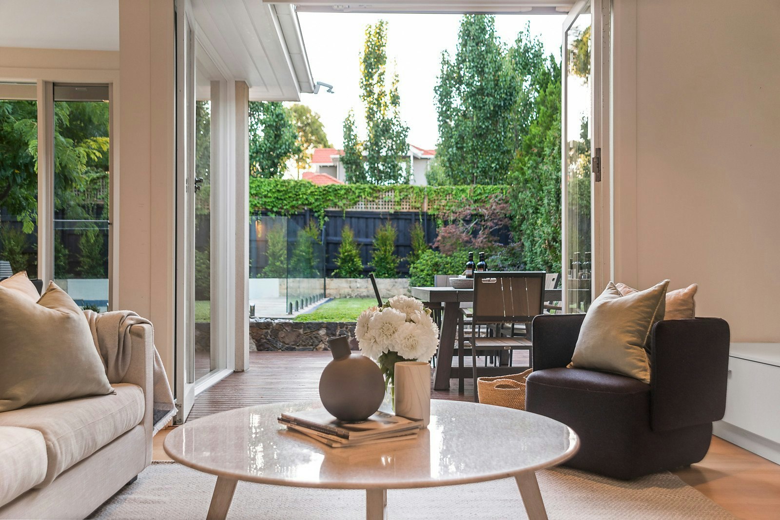 11 Viewbank Road, Glen Iris, VIC