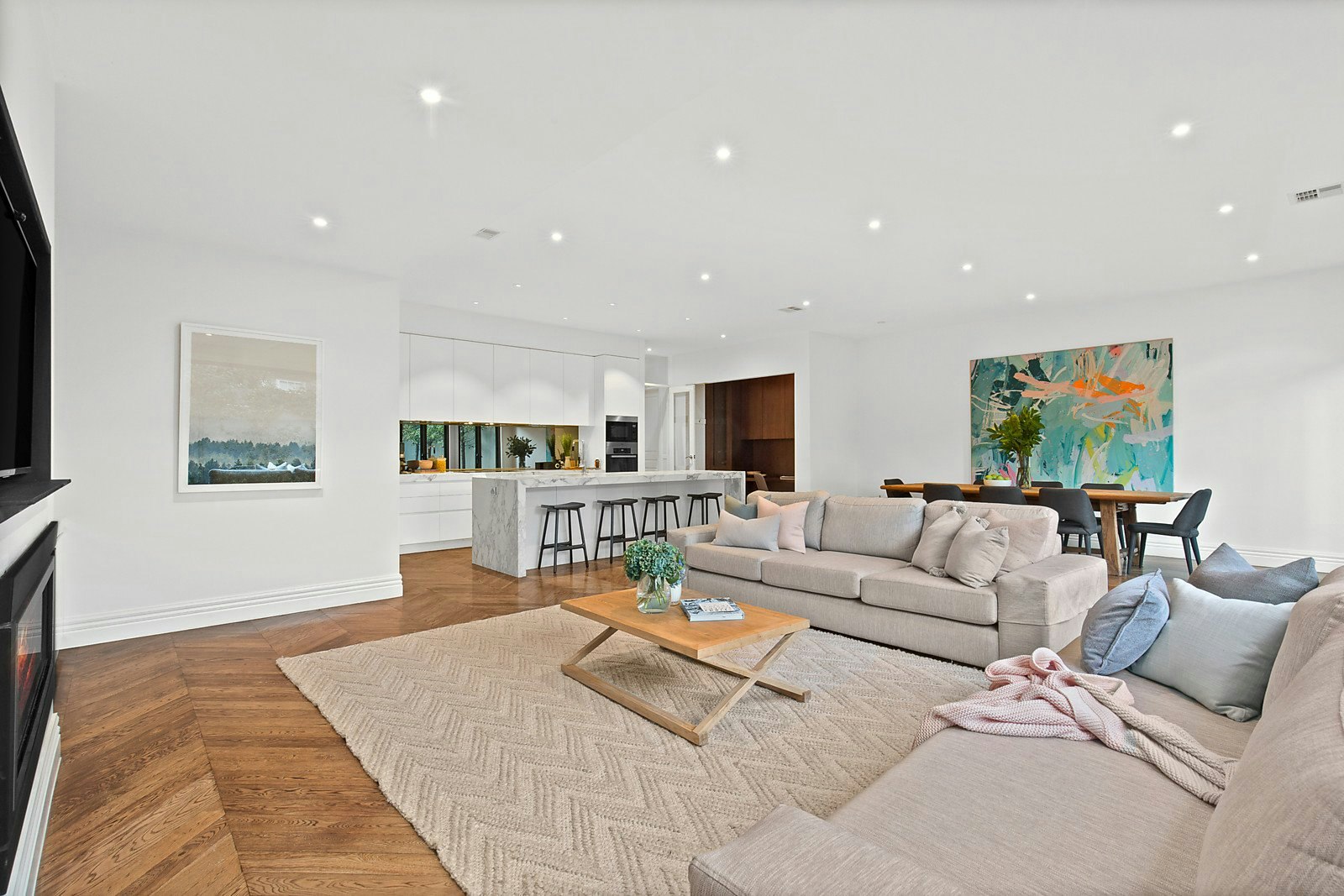 2C Paxton Street, Malvern East, VIC