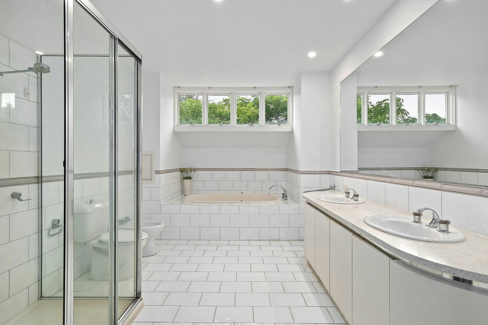 8 Cradley Avenue, Kew, VIC