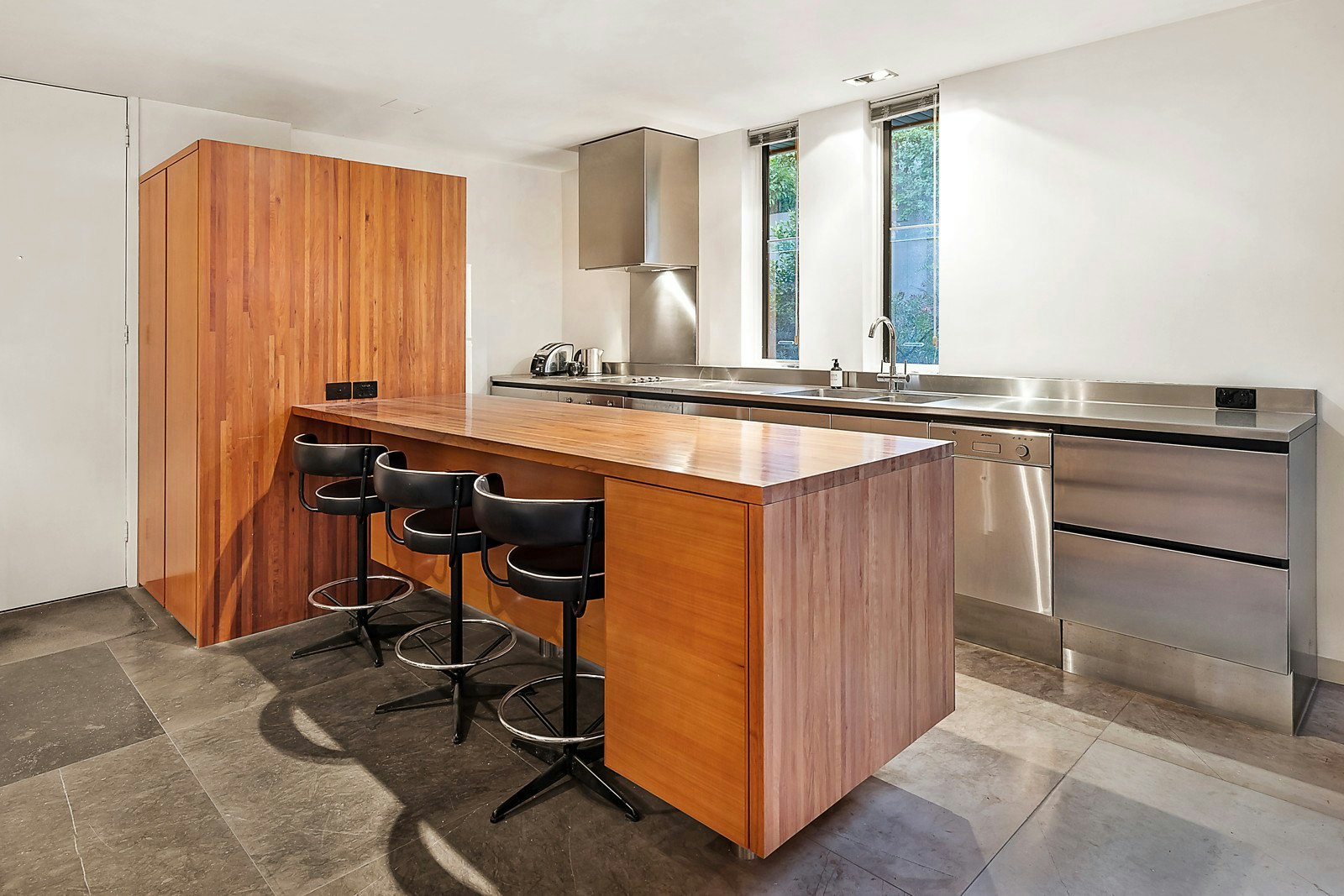 2/43-49 Clowes Street, South Yarra, VIC