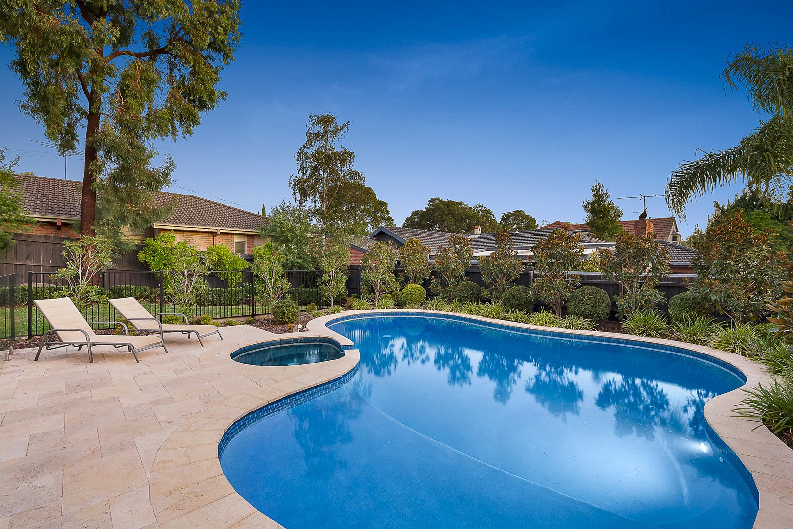 190 Prospect Hill Road, Canterbury, VIC