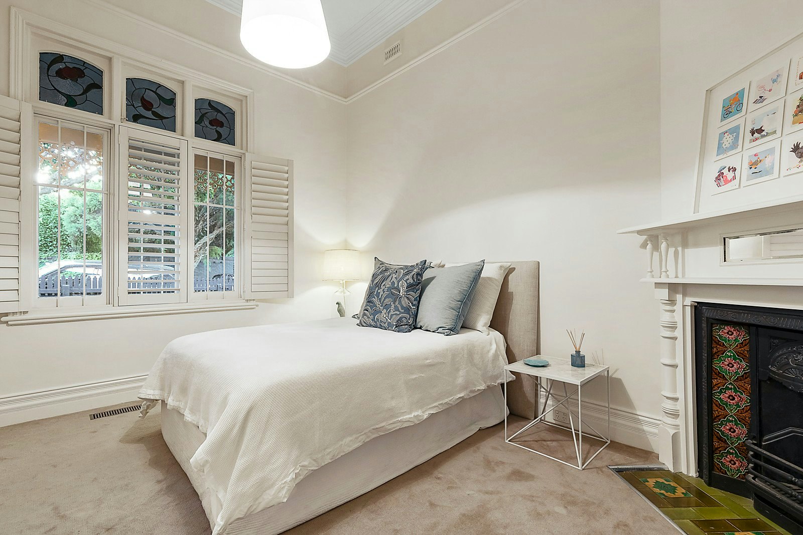 2 Ashleigh Road, Armadale, VIC