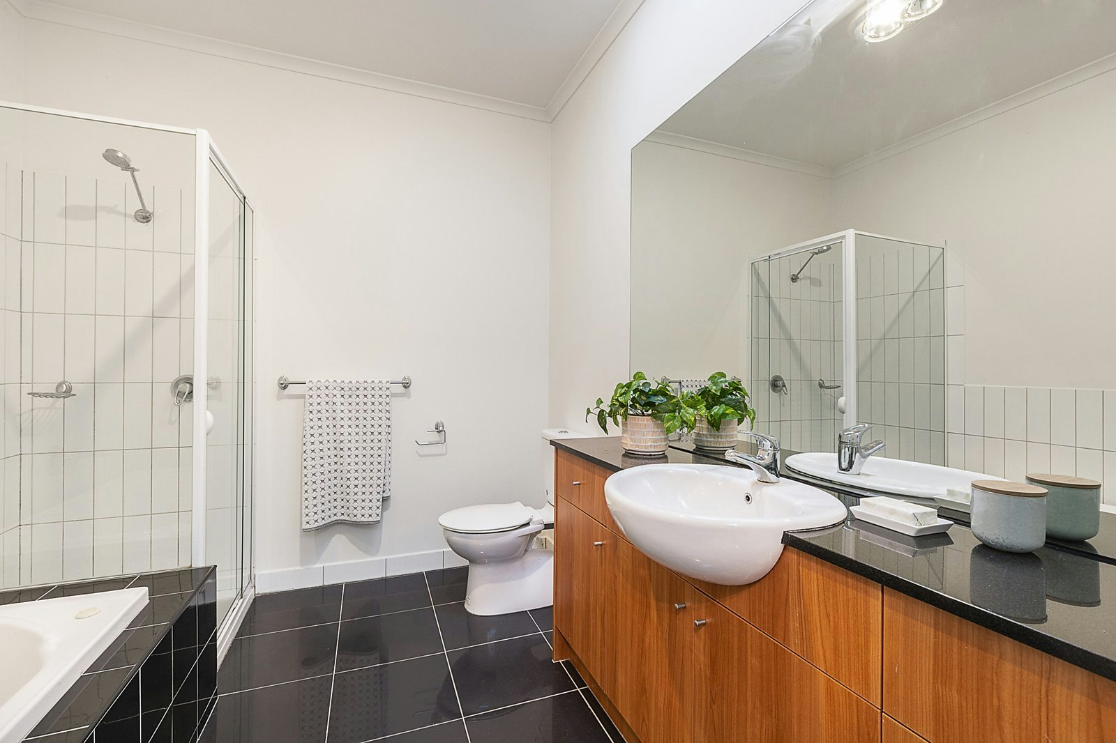 24 Victoria Grove, Hawthorn East, VIC