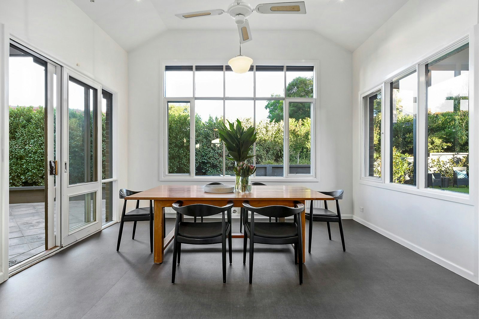 6 Rosedale Road, Glen Iris, VIC