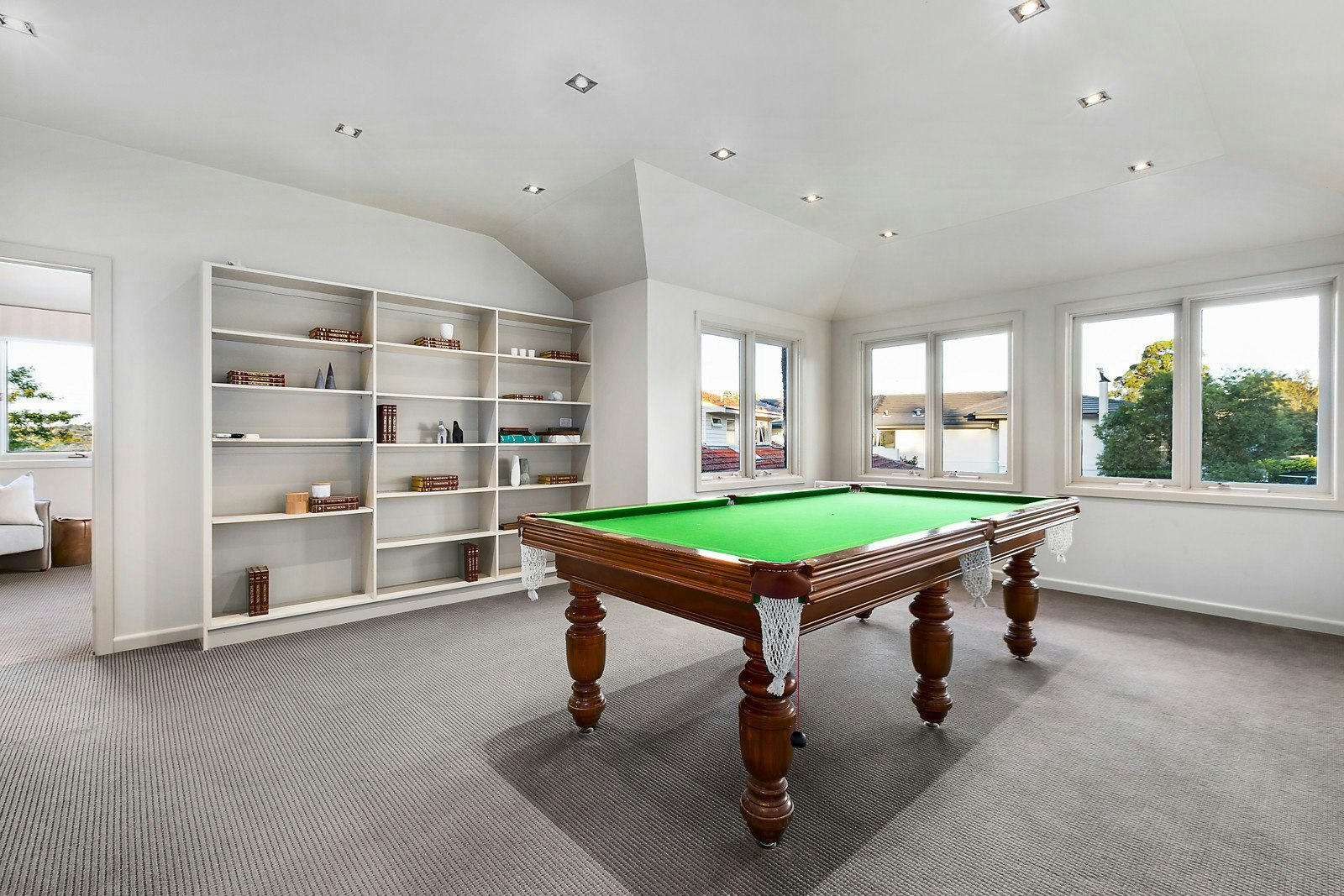 6 Rosedale Road, Glen Iris, VIC