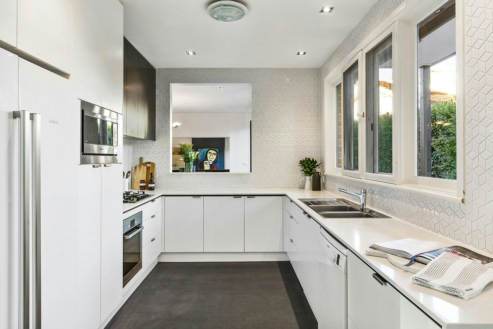 6 Rosedale Road, Glen Iris, VIC