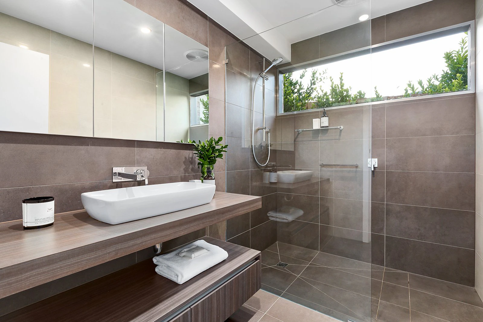 6 Rosedale Road, Glen Iris, VIC