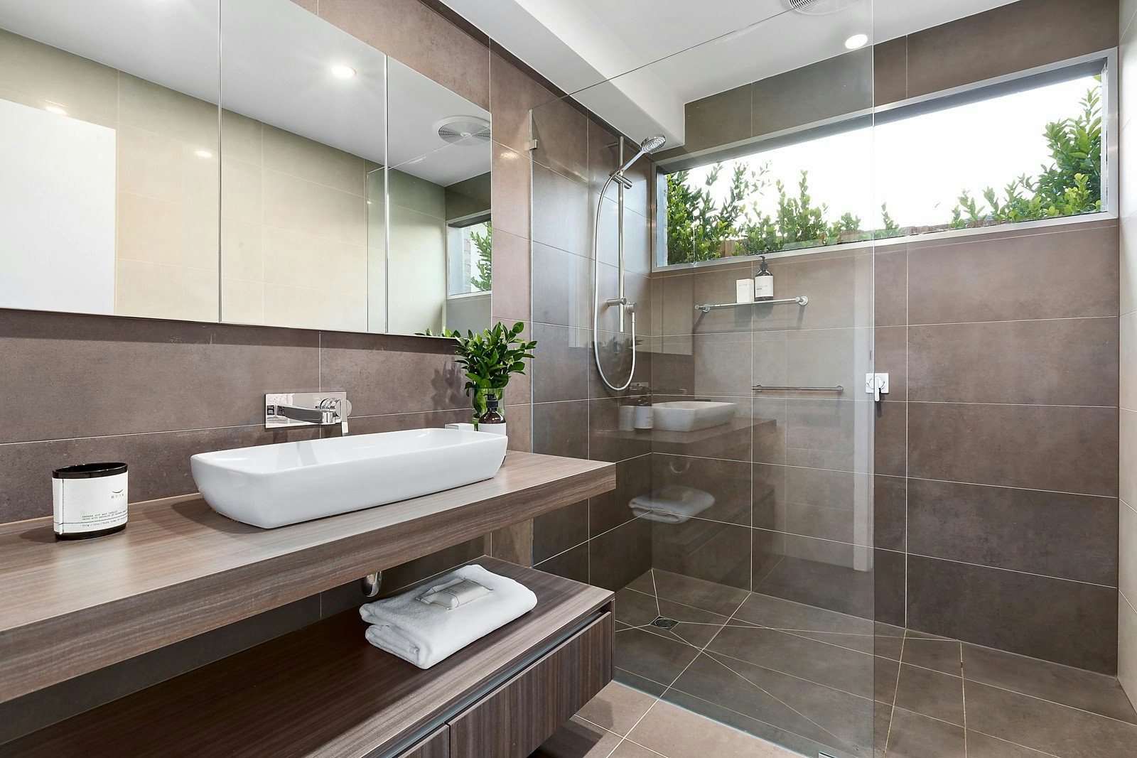 6 Rosedale Road, Glen Iris, VIC