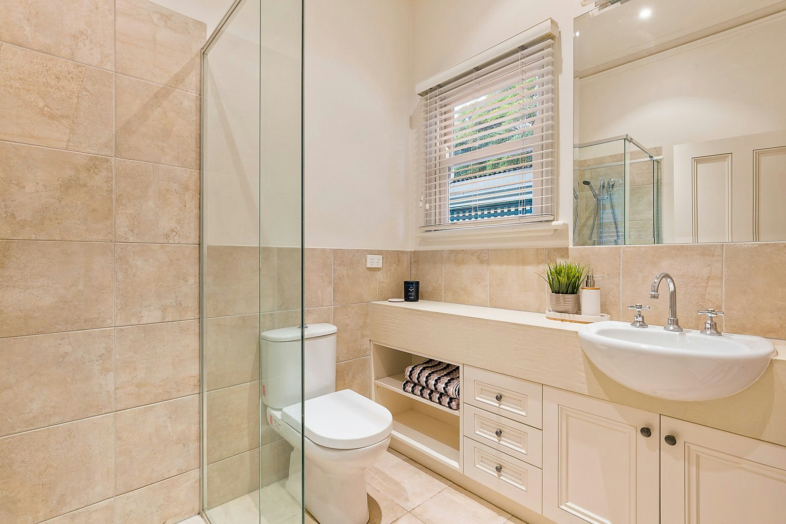 41 Maling Road, Canterbury, VIC