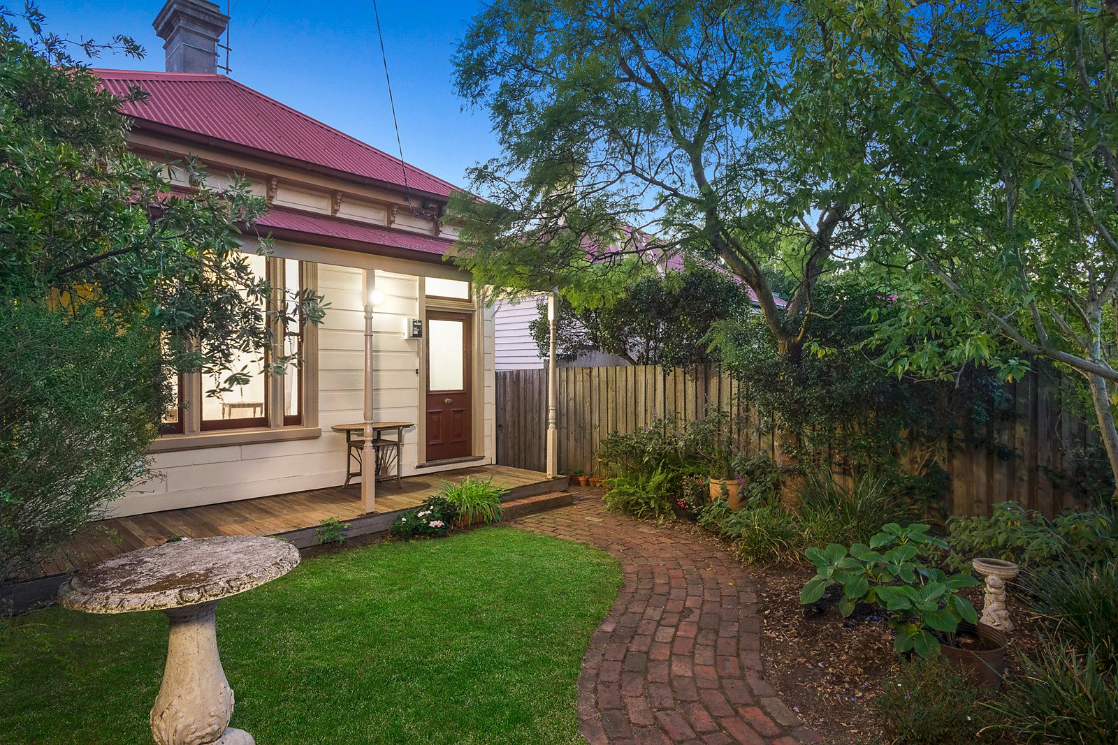 10 Nelson Road, Camberwell, VIC