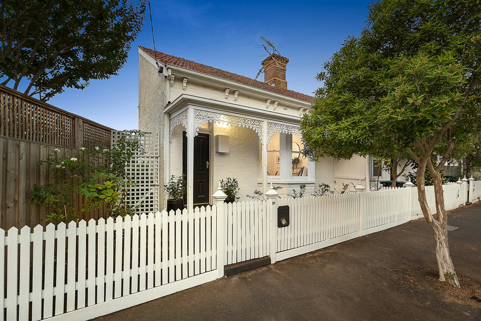 10 Beatty Avenue, Armadale, VIC