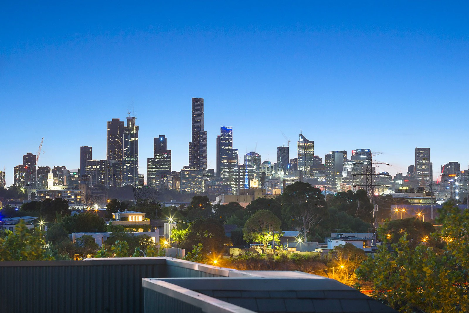 Penthouse, 1 Chastleton Avenue, Toorak, VIC