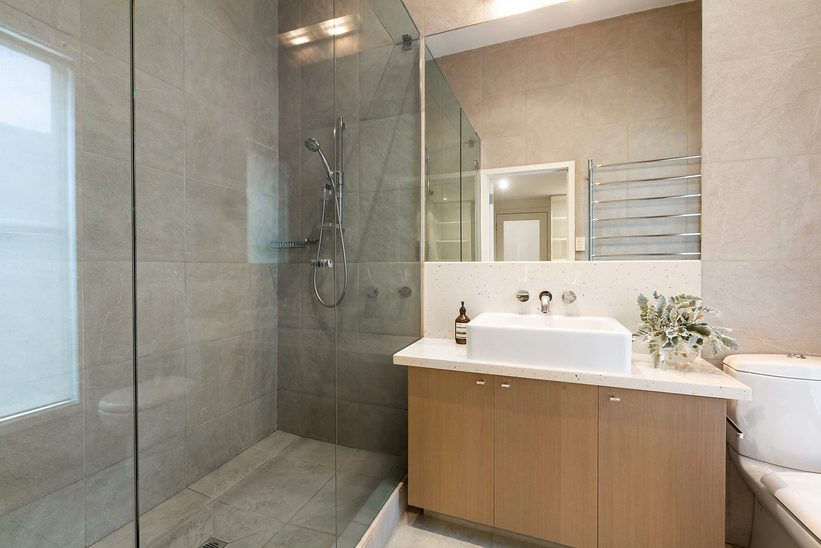 4 Embling Road, Malvern, VIC