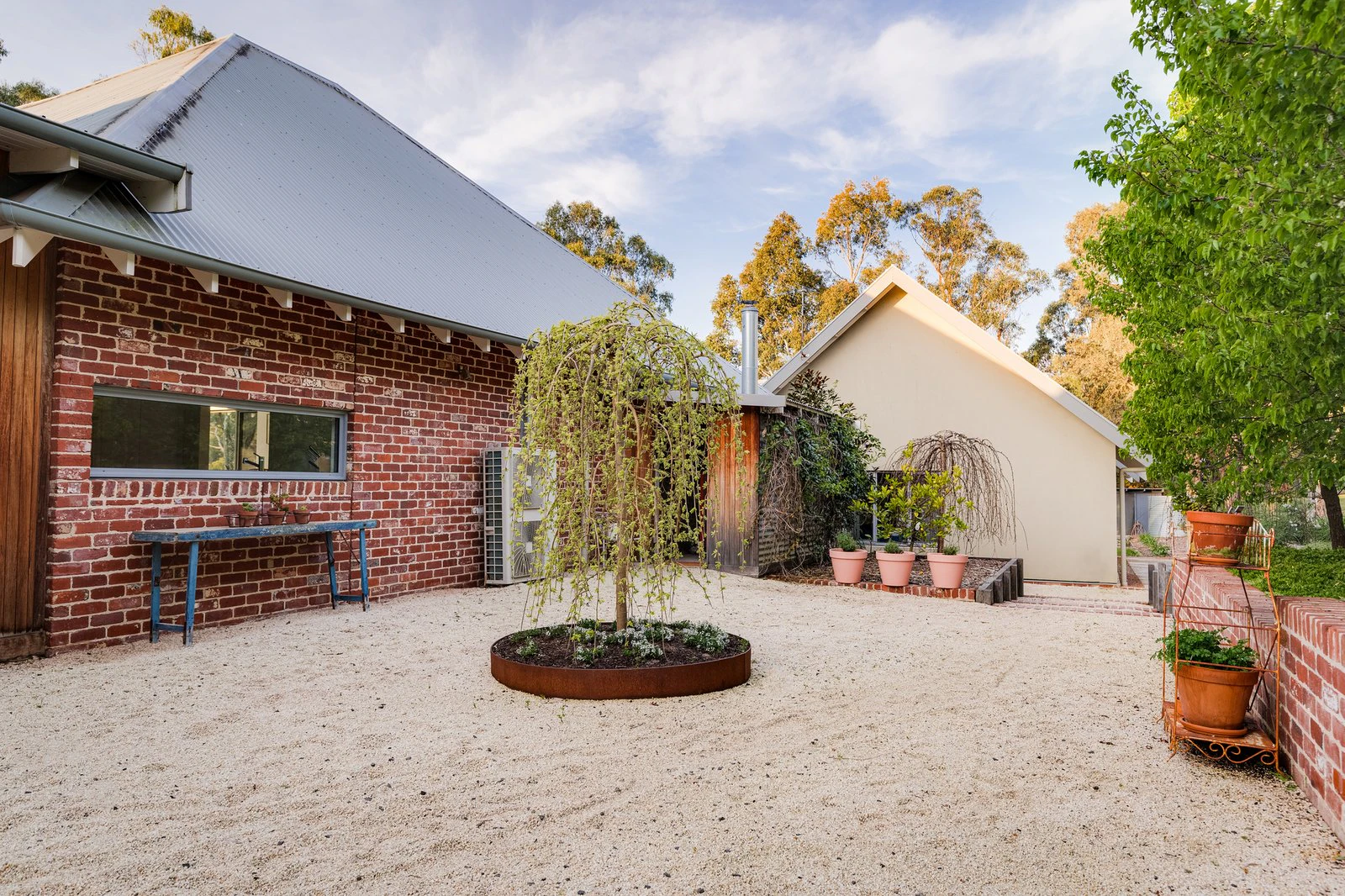 10 Montuna Grove, Guys Hill, 3807