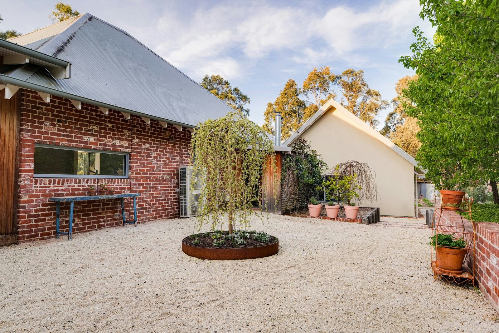 10 Montuna Grove, Guys Hill, 3807