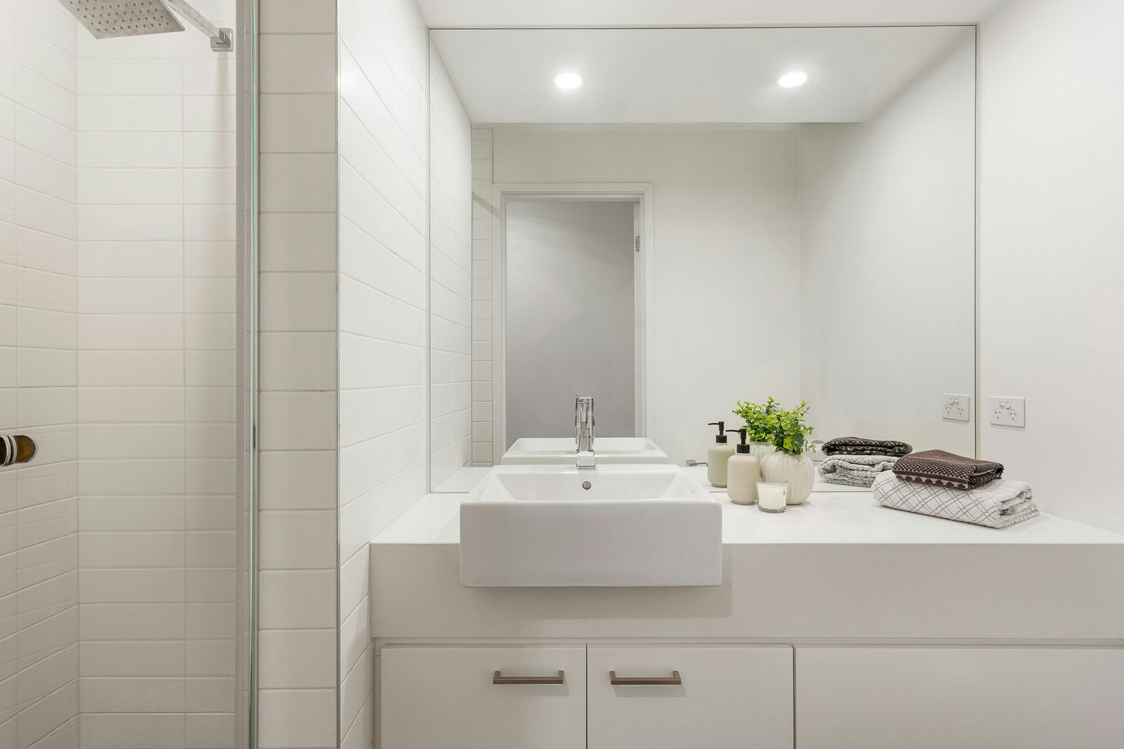 3/965 Doncaster Road, Doncaster East, 3109