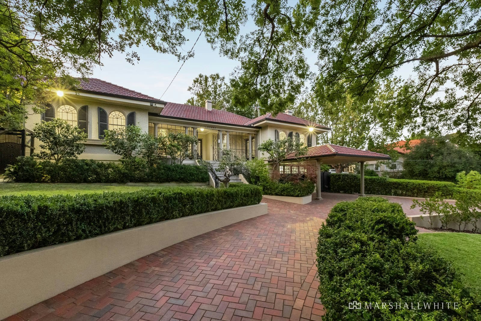 11 Boyanda Road, Glen Iris, VIC