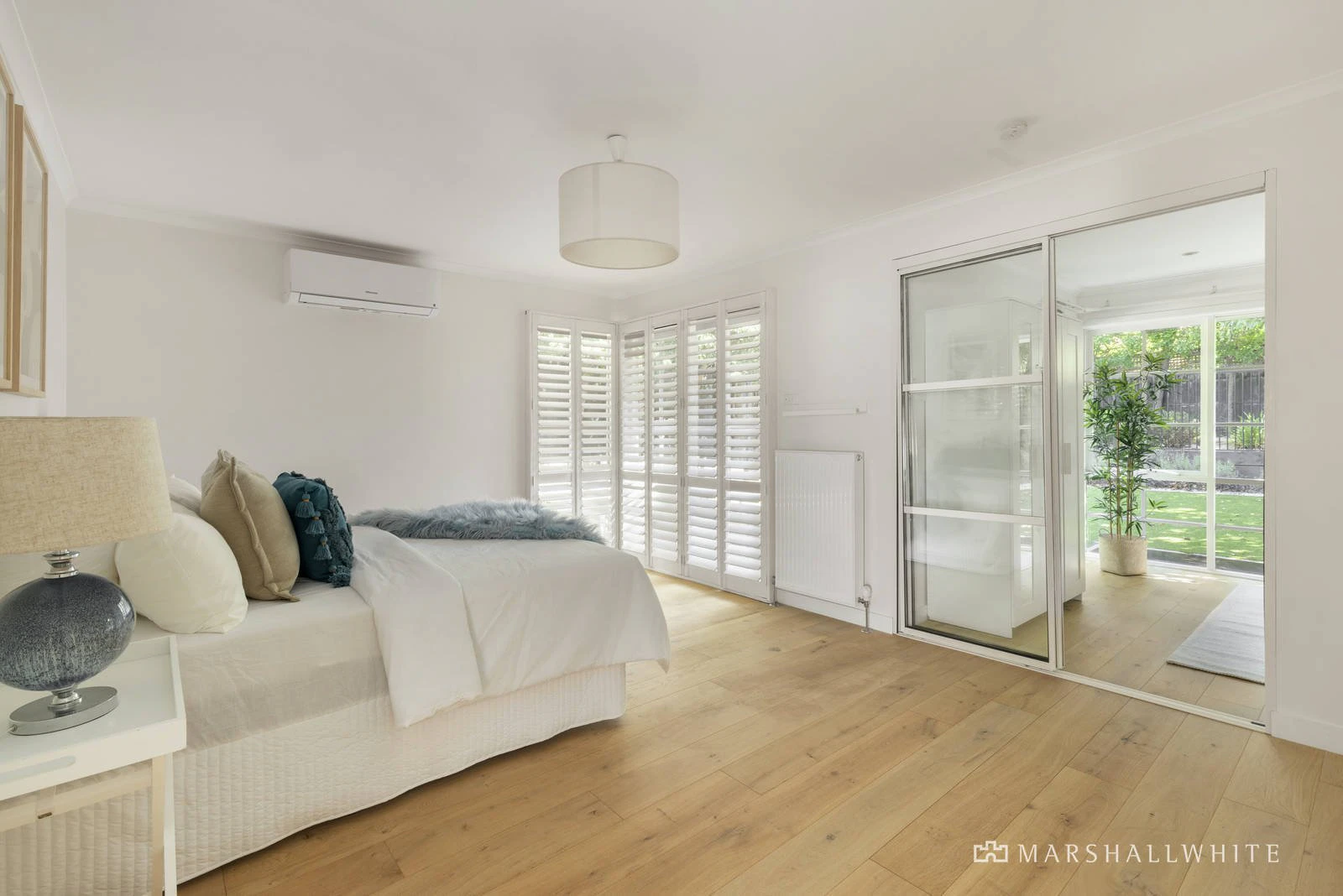 42 Albion Road, Glen Iris, VIC
