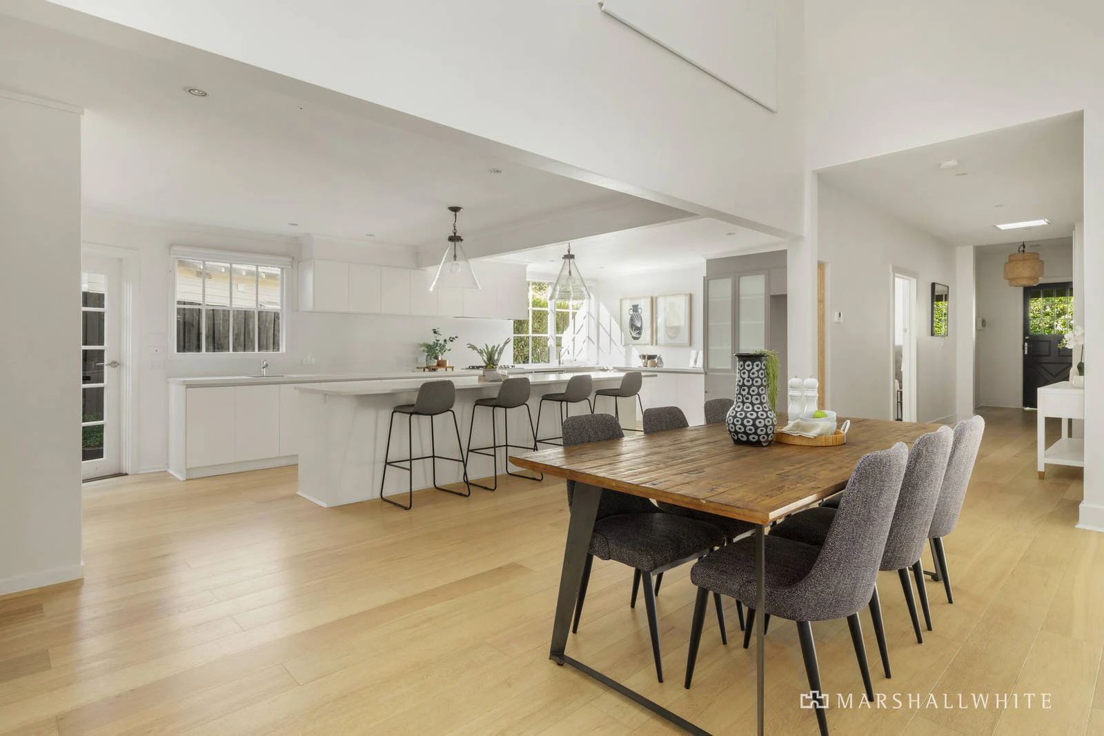 42 Albion Road, Glen Iris, VIC