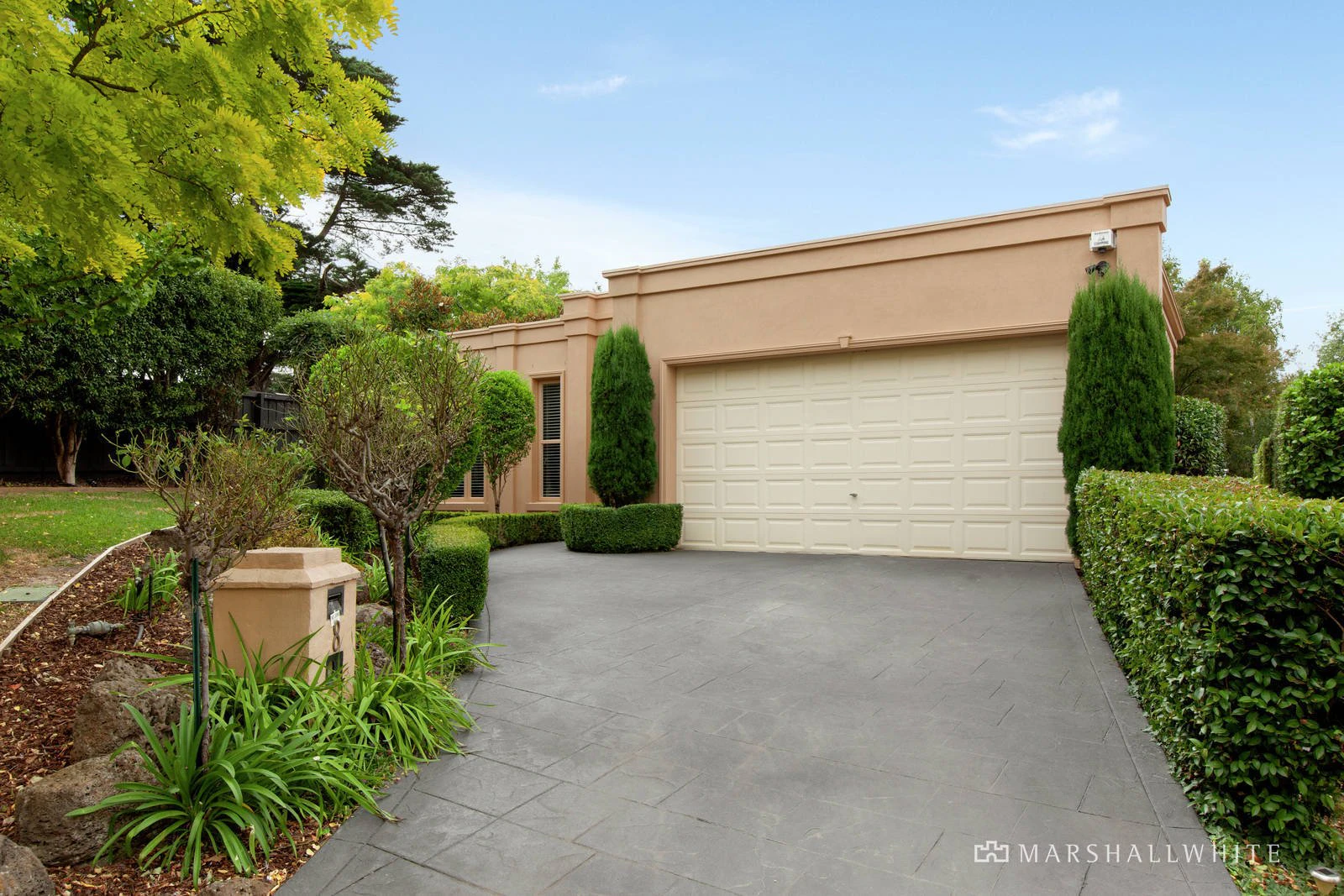 8 Vintage Grove, Chirnside Park, VIC