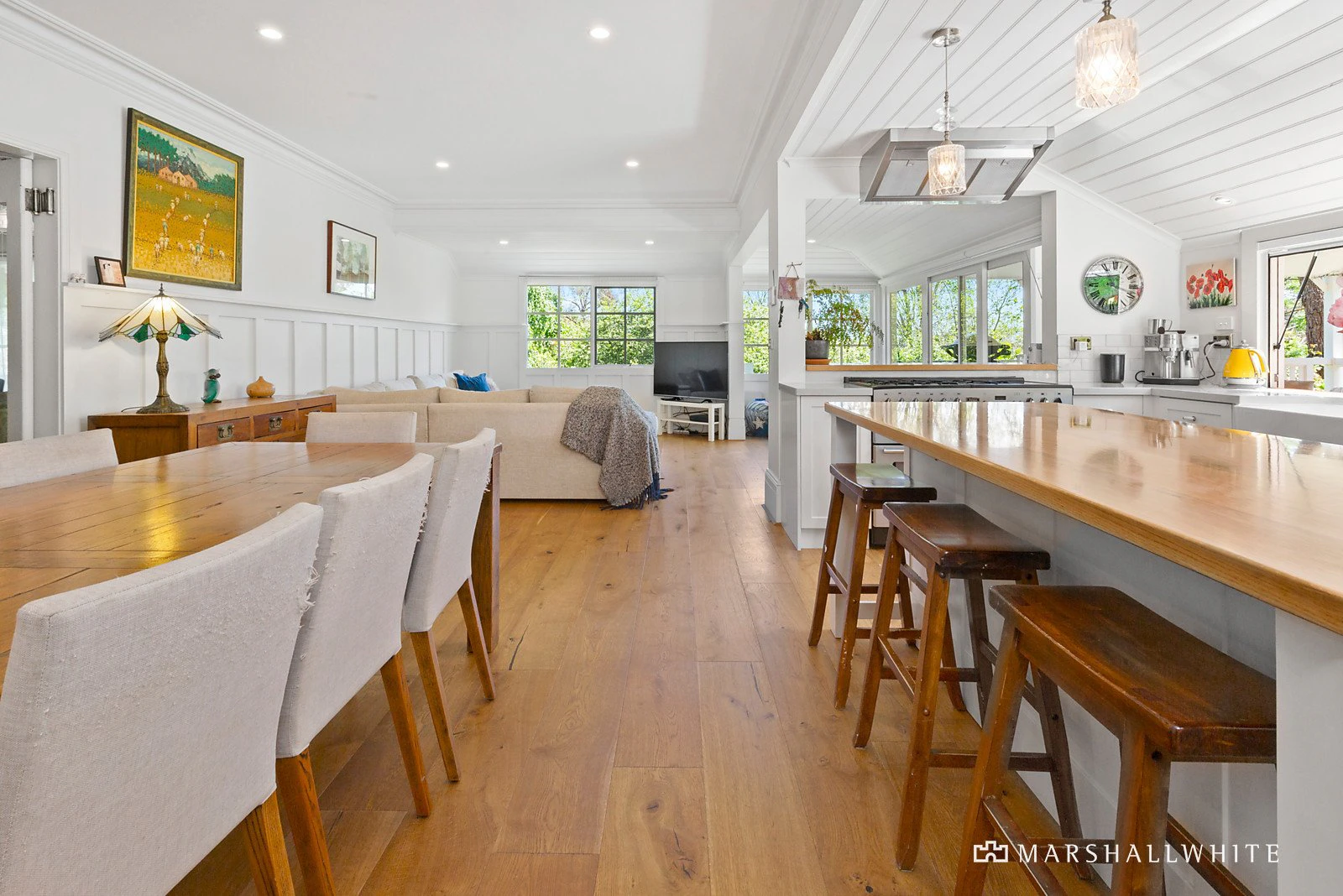 1 Amesbury Road, Mount Eliza, VIC