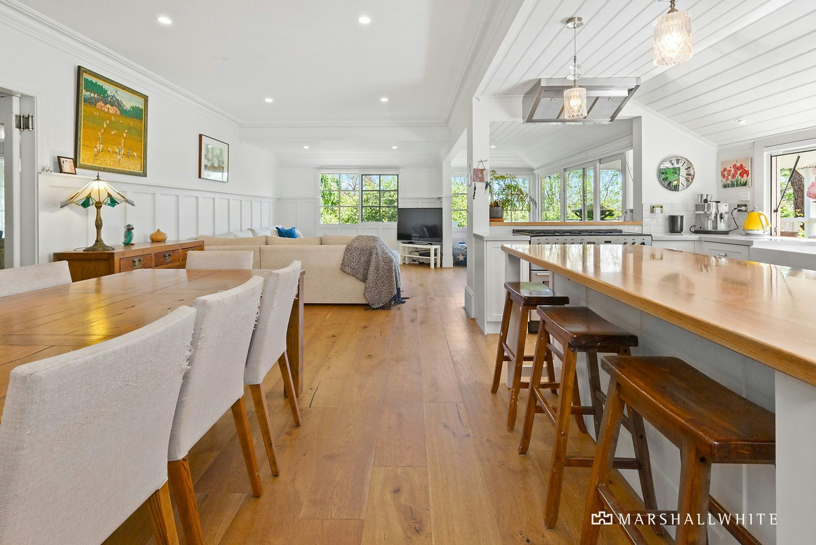 1 Amesbury Road, Mount Eliza, VIC