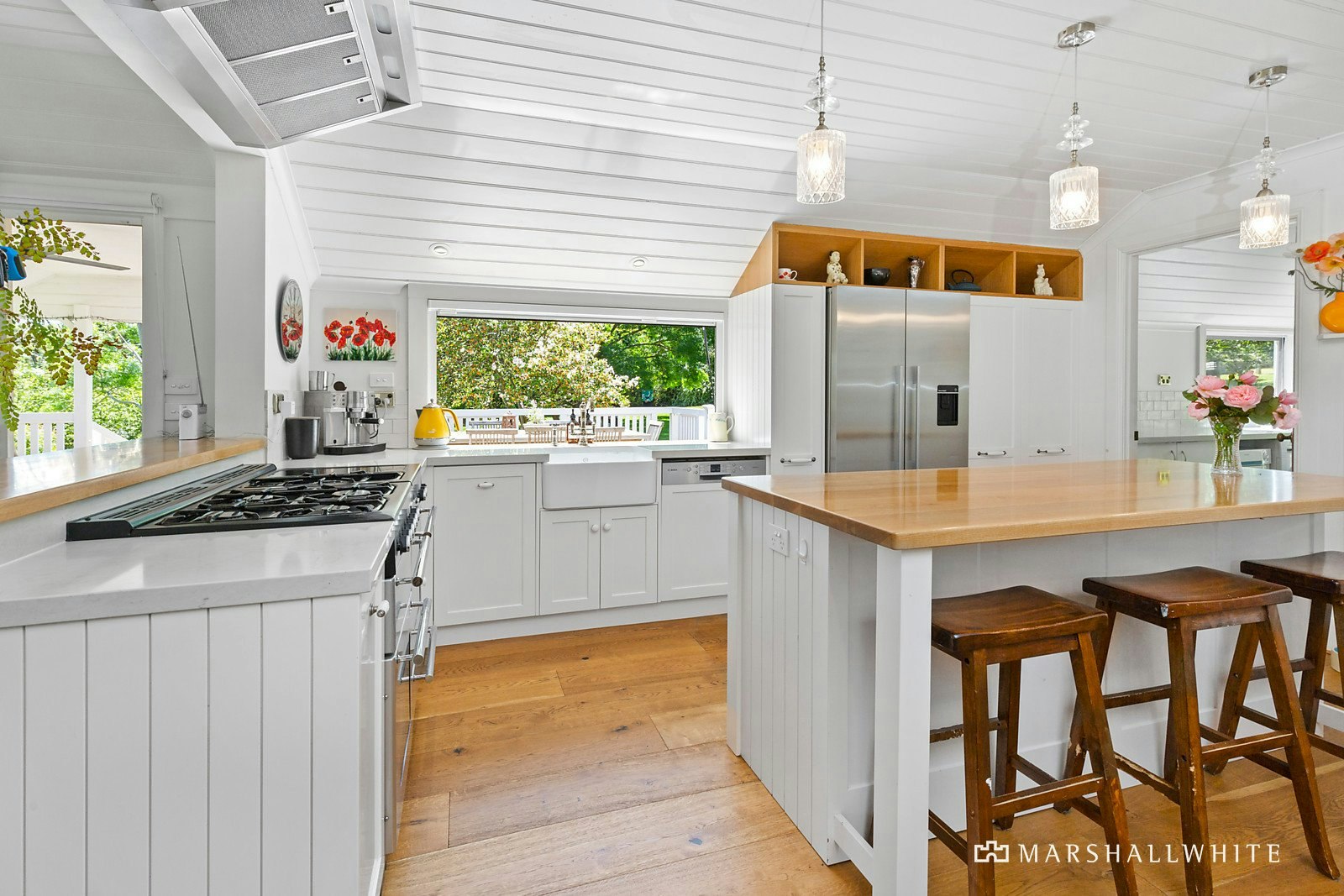 1 Amesbury Road, Mount Eliza, VIC