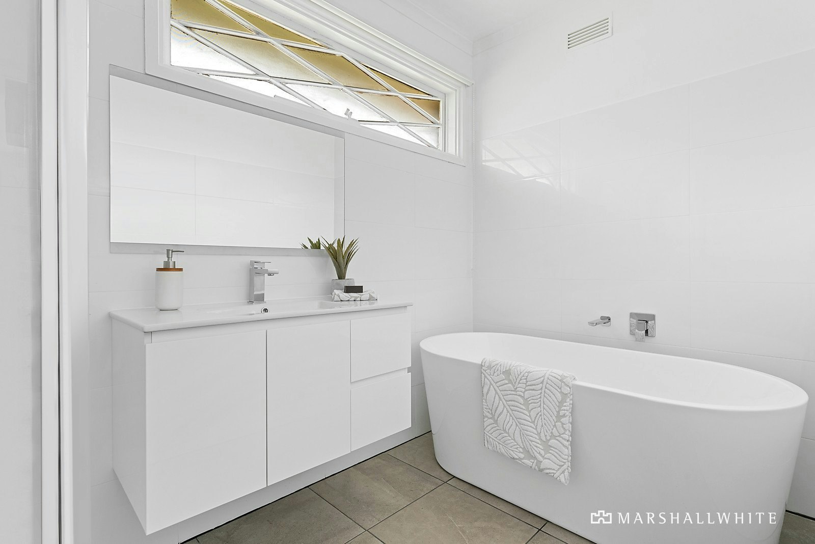 1/8 Leicester Avenue, Mount Eliza, VIC