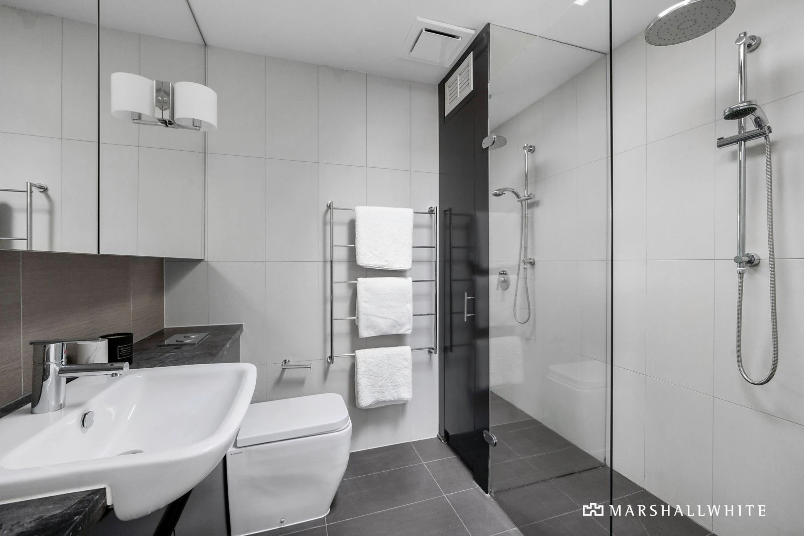 93 Erskine Street, Middle Park, VIC