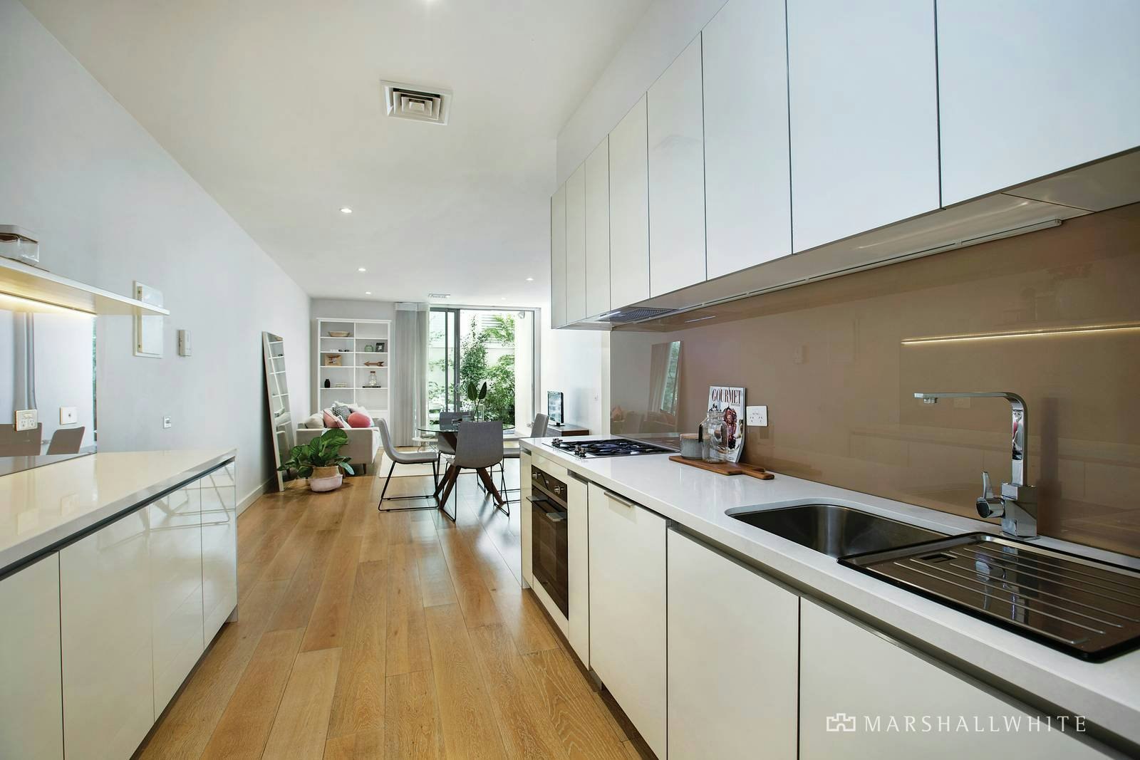 12/103 Bay Street, Brighton, VIC