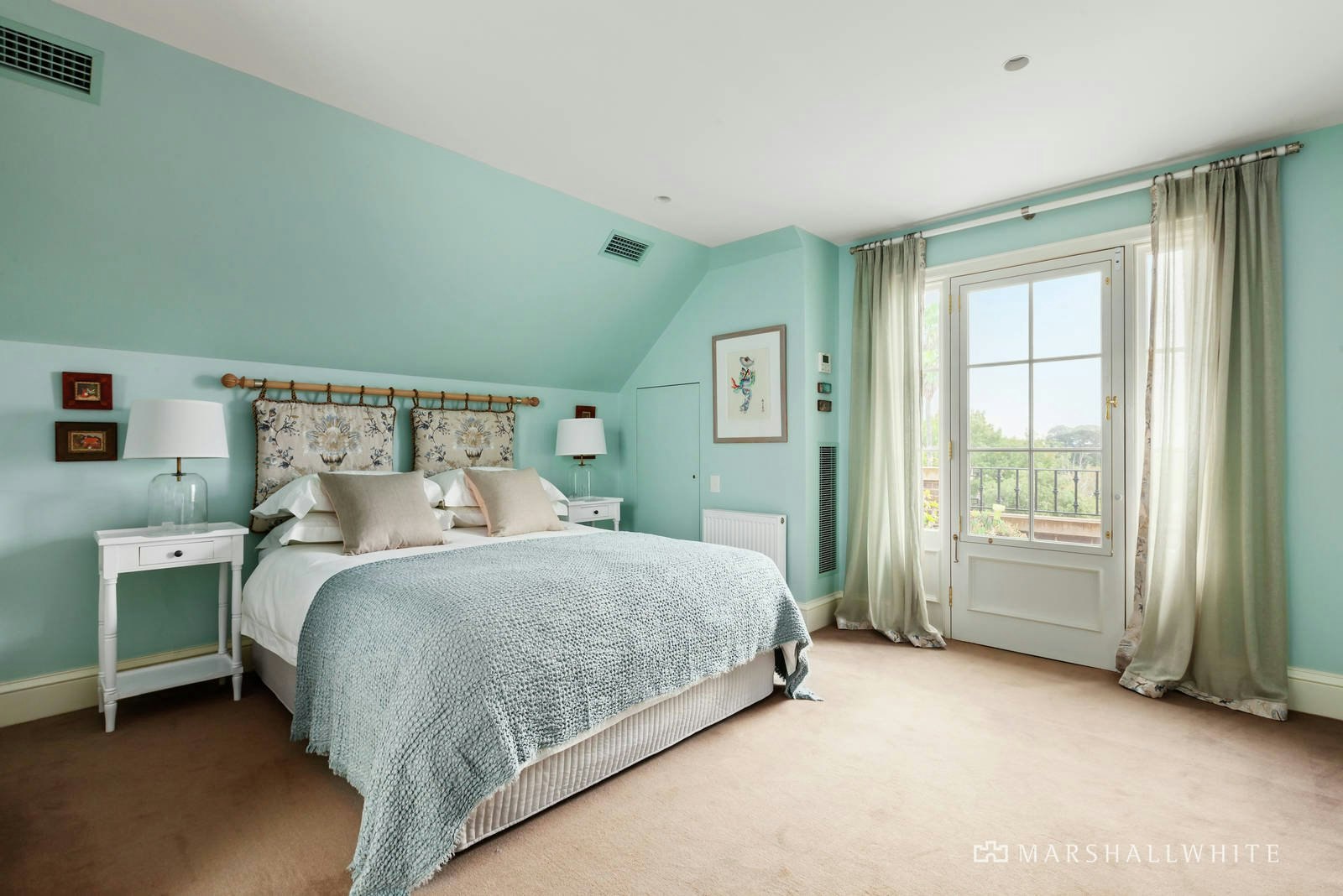 The Penthouse, 28a Sargood Street, Toorak, VIC