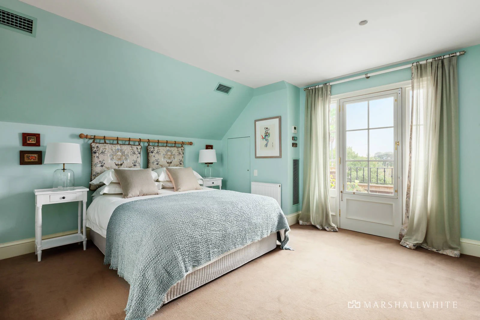 The Penthouse, 28a Sargood Street, Toorak, VIC