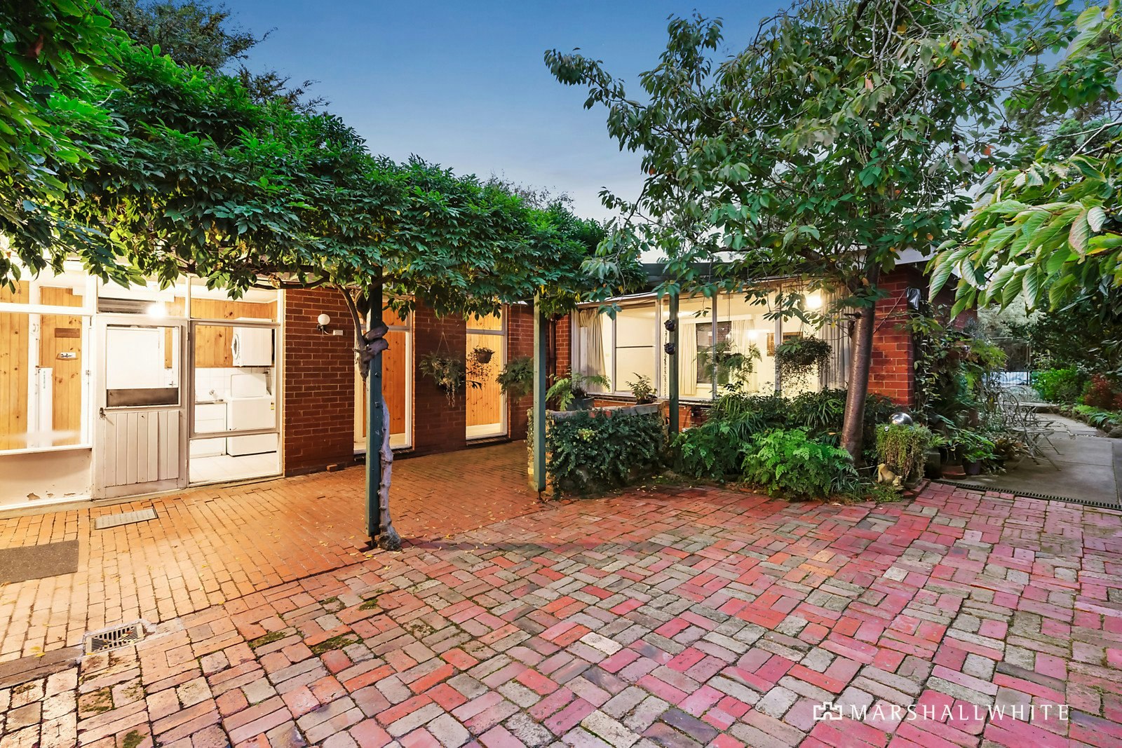 329 Waverley Road, Malvern East, VIC