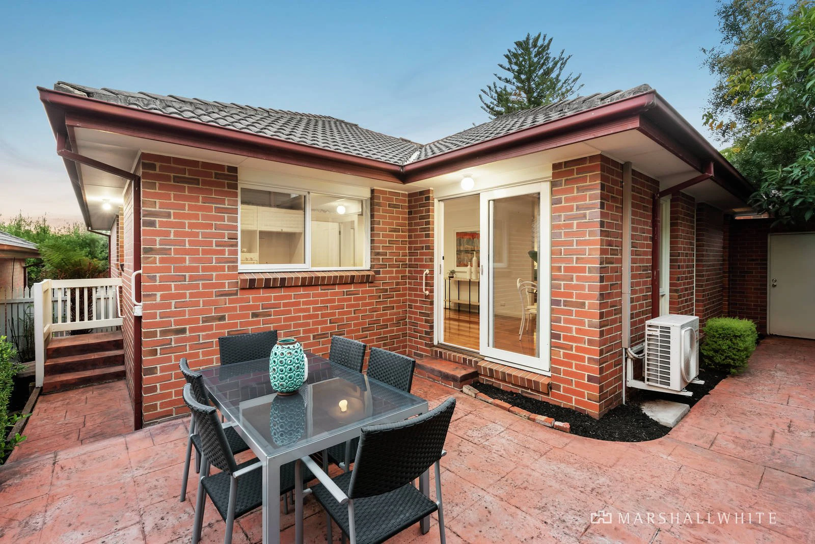 2/39 Moselle Street, Mont Albert North, VIC