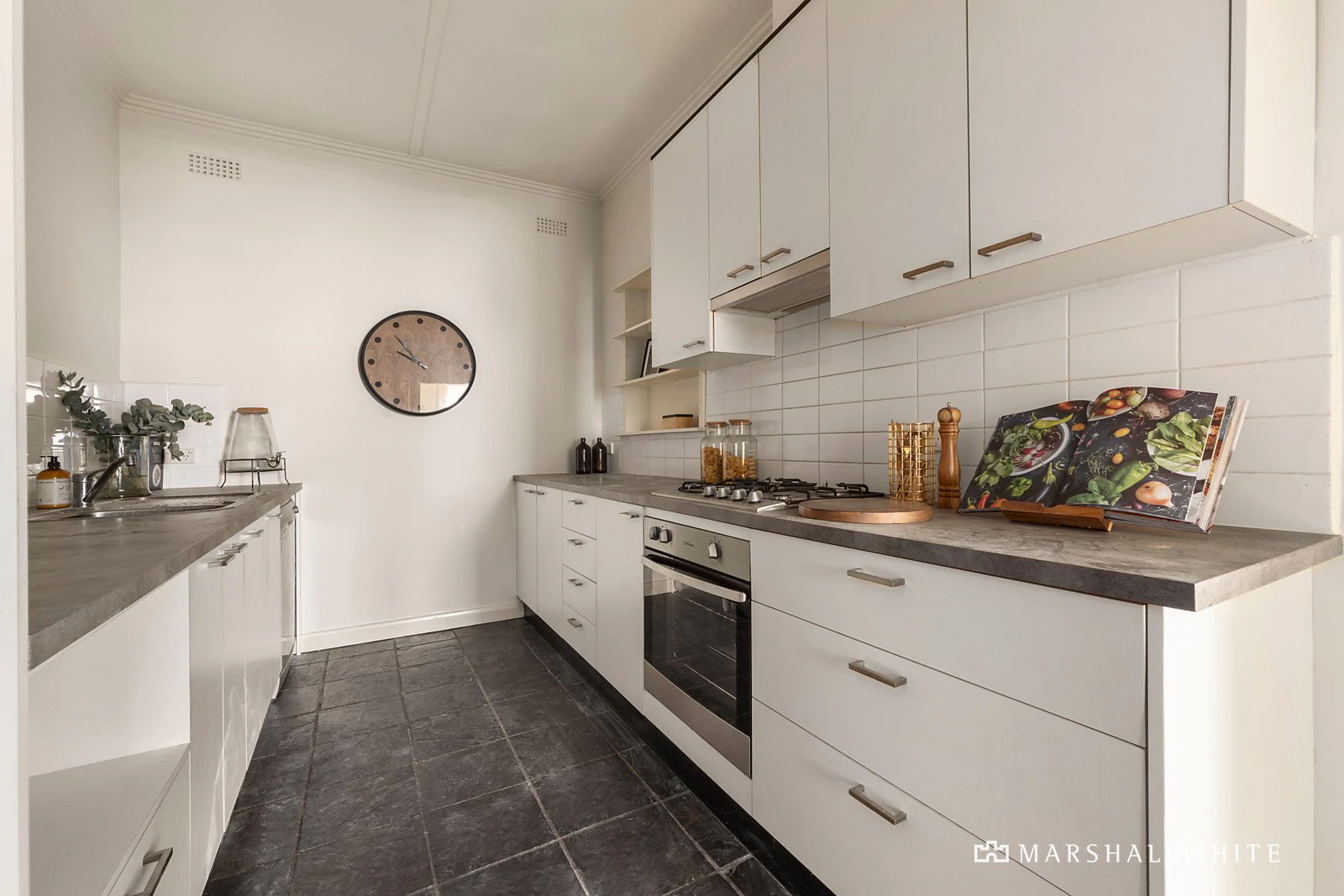 3/27 Pine Avenue, Elwood, VIC