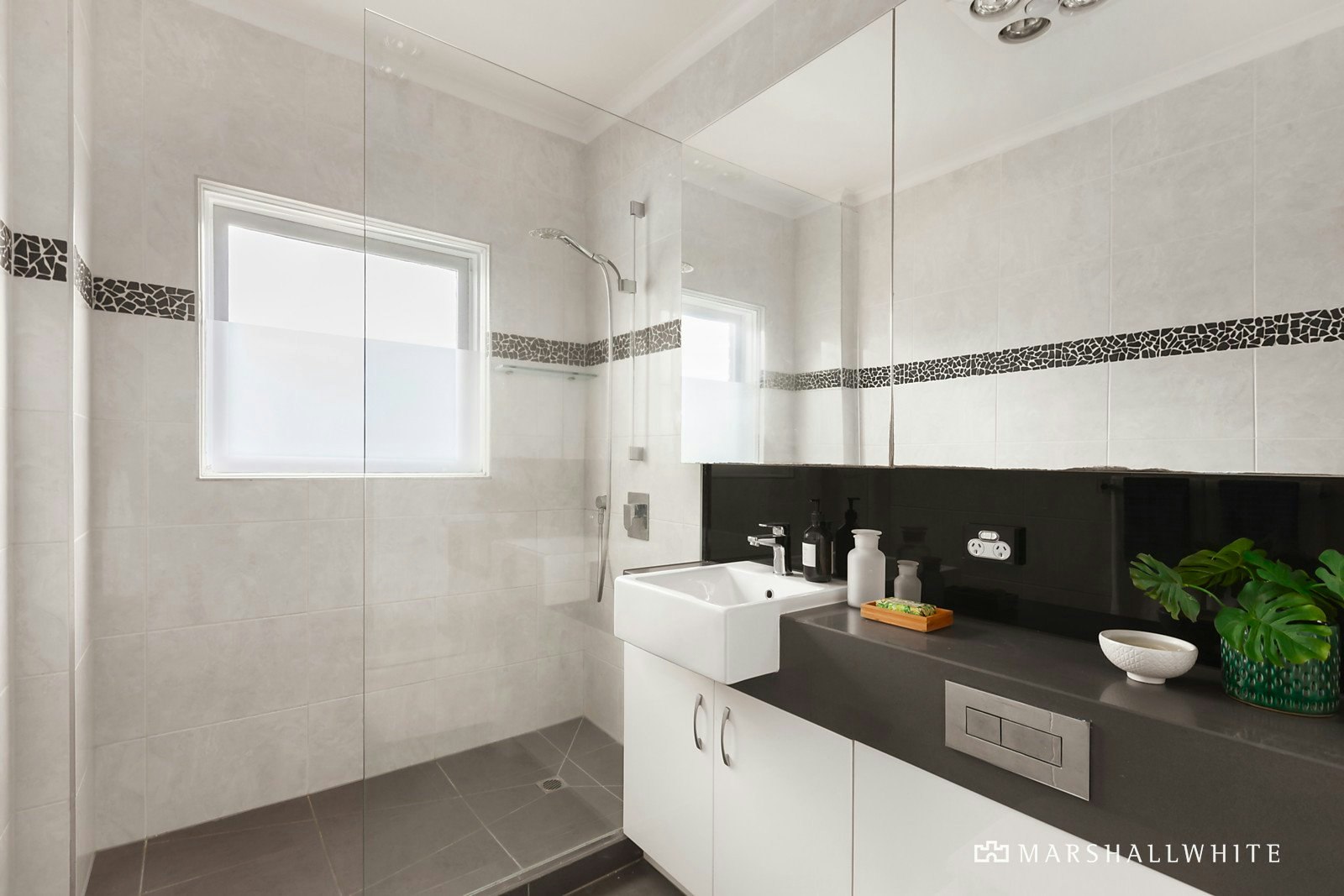 10/3 Harrison Crescent, Hawthorn, VIC