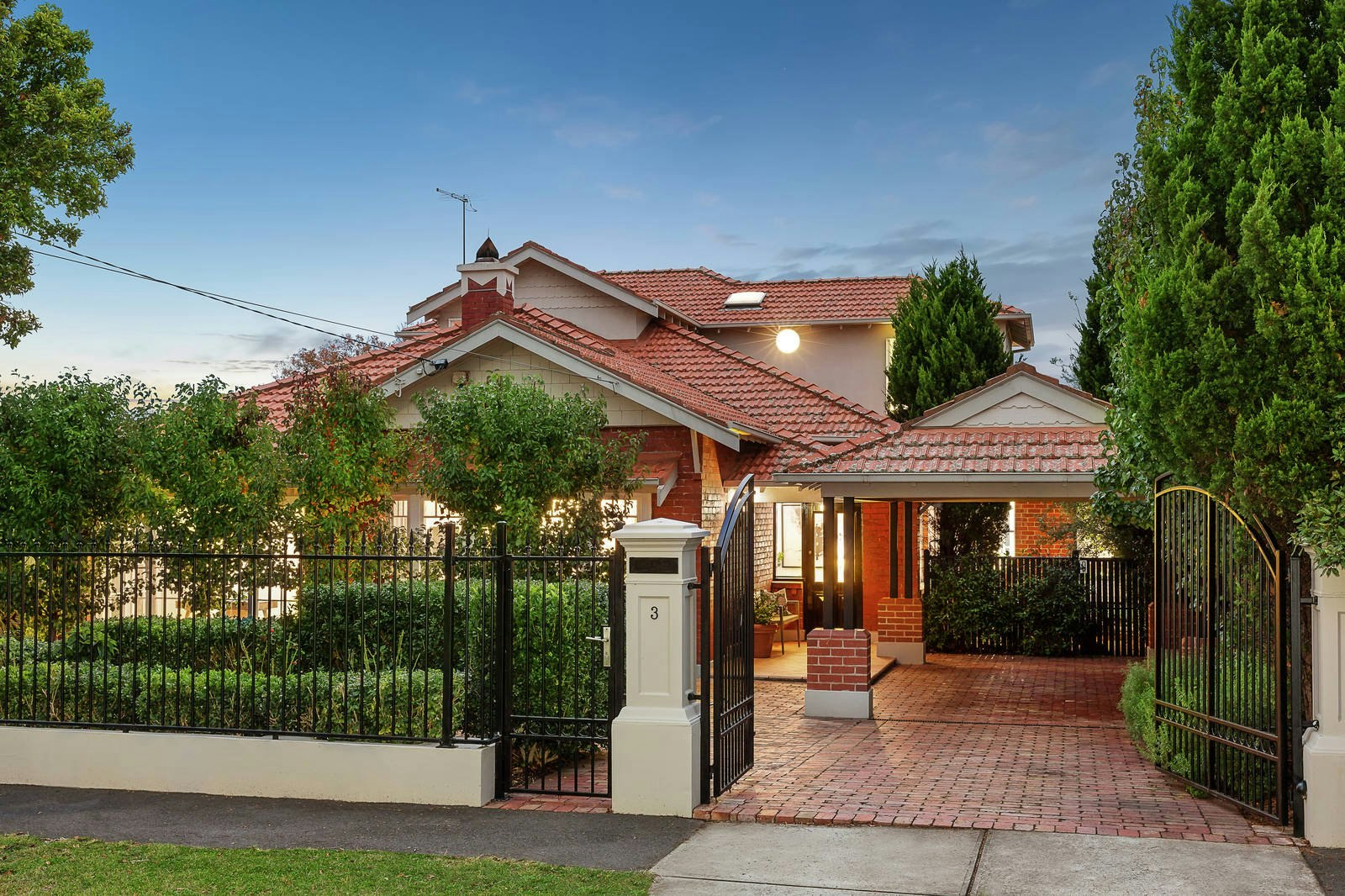 3 Maysbury Avenue, Brighton, VIC