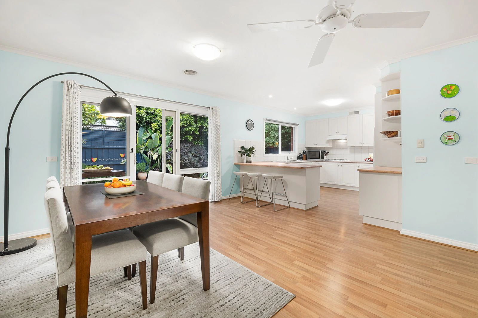 2/70 Raynes Park Road, Hampton, VIC