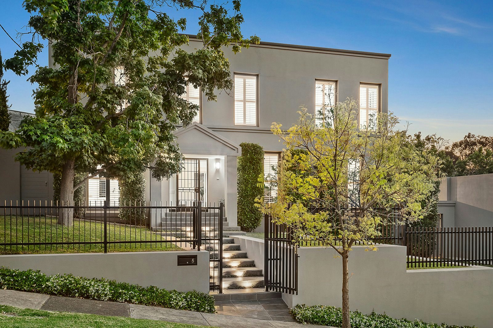 5 Milfay Avenue, Kew, VIC