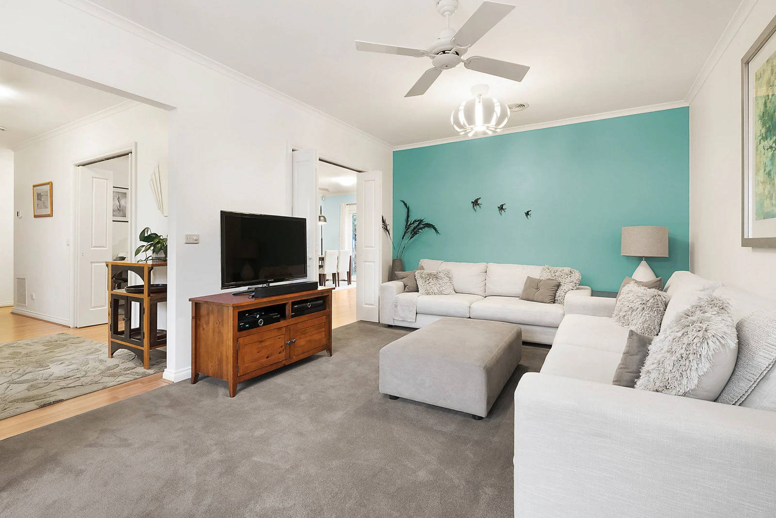 2/70 Raynes Park Road, Hampton, VIC