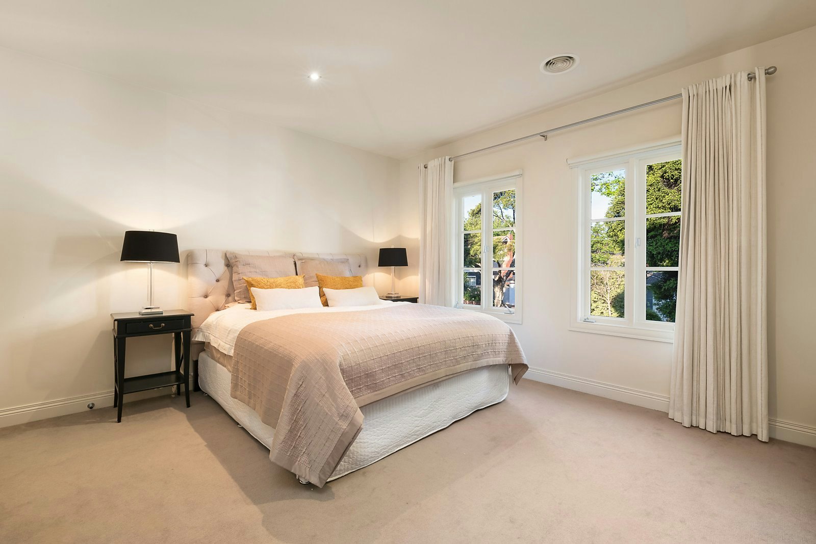 29 Hopetoun Avenue, Canterbury, VIC