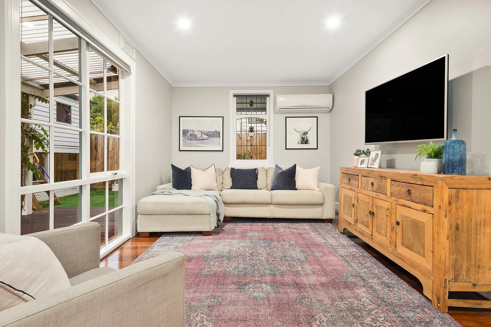 16 Loch Street, Kew, VIC