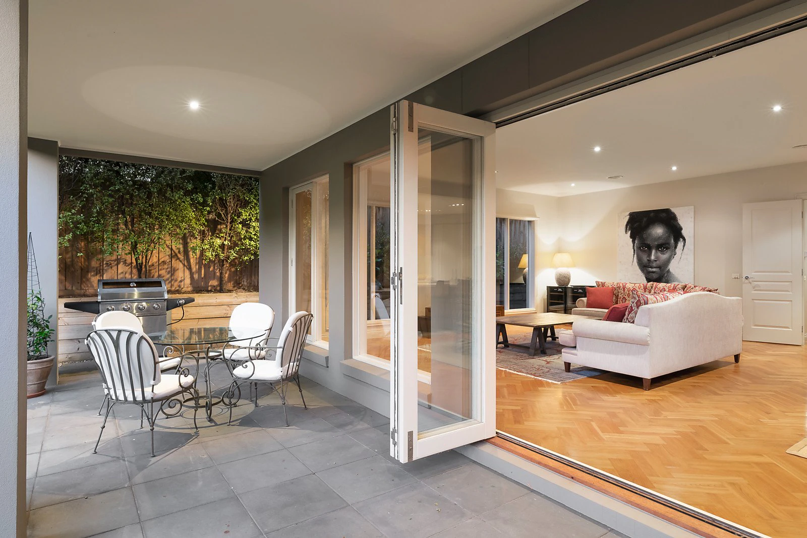29 Hopetoun Avenue, Canterbury, VIC